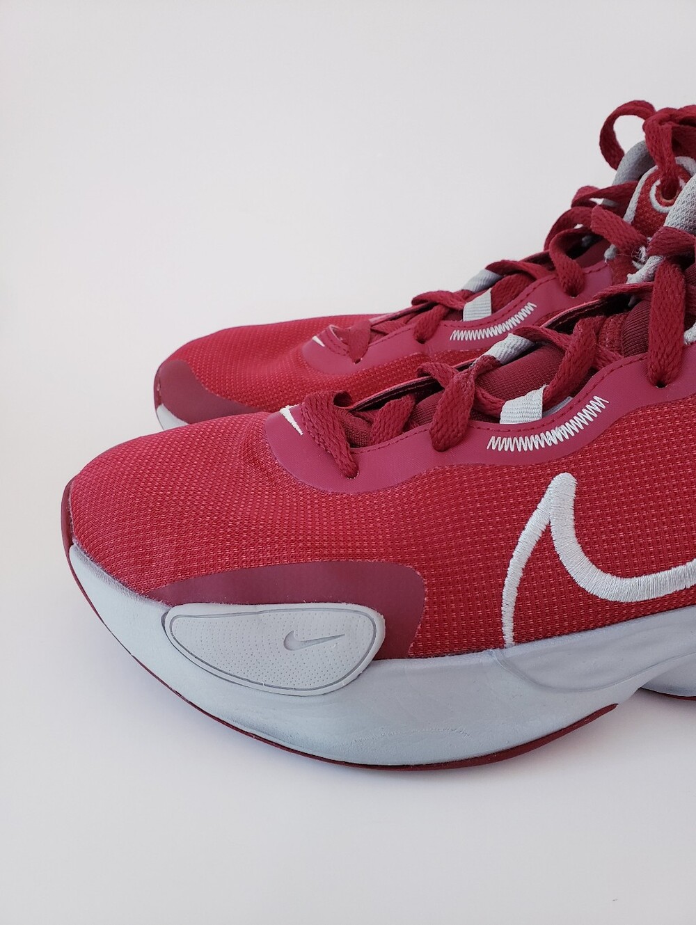 Nike Renew Elevate III Basketball Sneakers - Picture 7 of 15